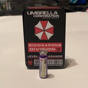 Resident Evil 2 - G-VIRUS Vial - Golgotha Virus - 1.25inches